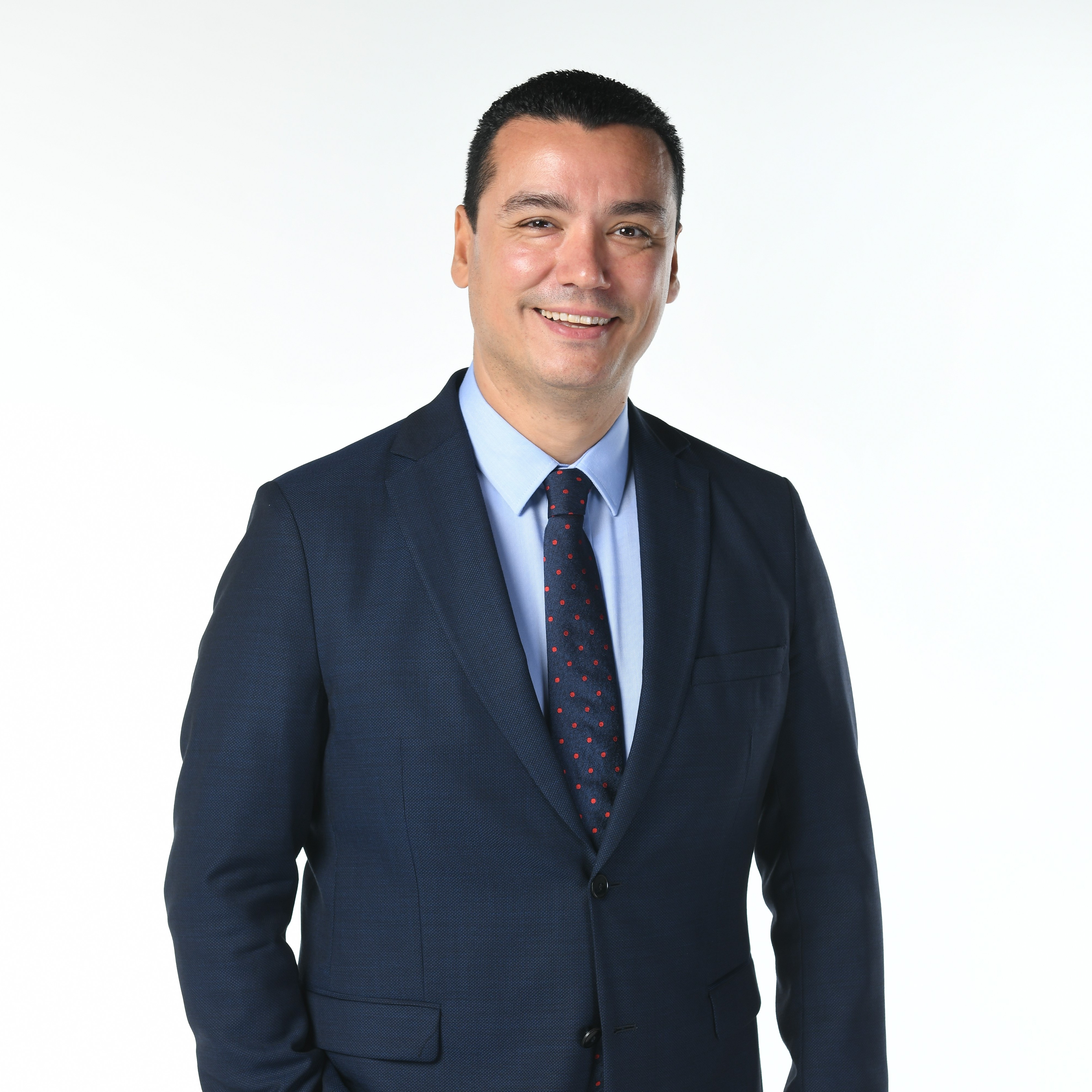 Açıl Sezen
